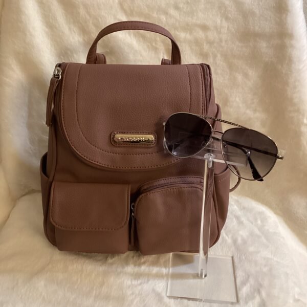 Sammie backpack with sunglasses